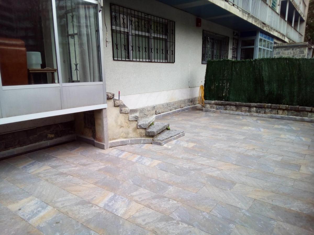 Terraza, Wifi, A 10 Minutos Del Centro En Bus